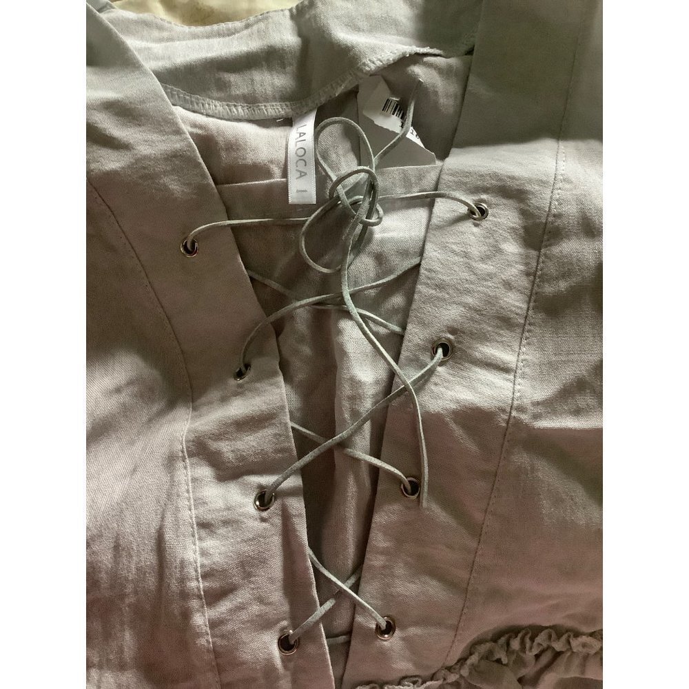 LaLoca Grey Front Lace-Up Blouse — Small - Picture 4 of 7